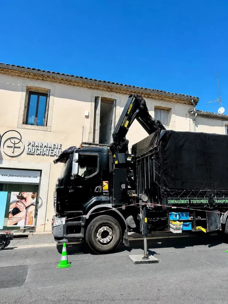Transfert d'une machine industrielle à Castries dans l'Hérault